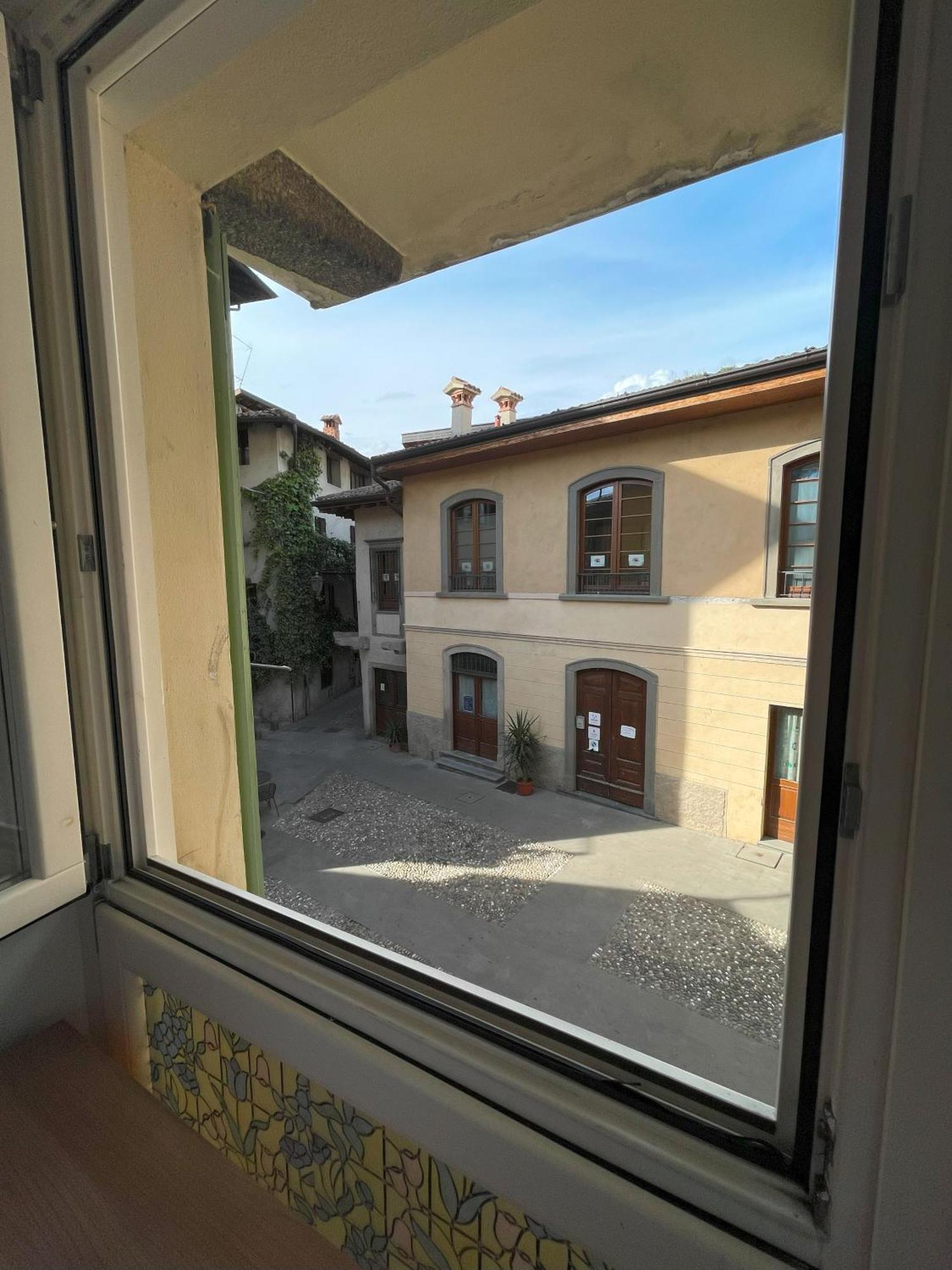 Casa Berlai, Bilocale Sul Lago Villa Pisogne Esterno foto
