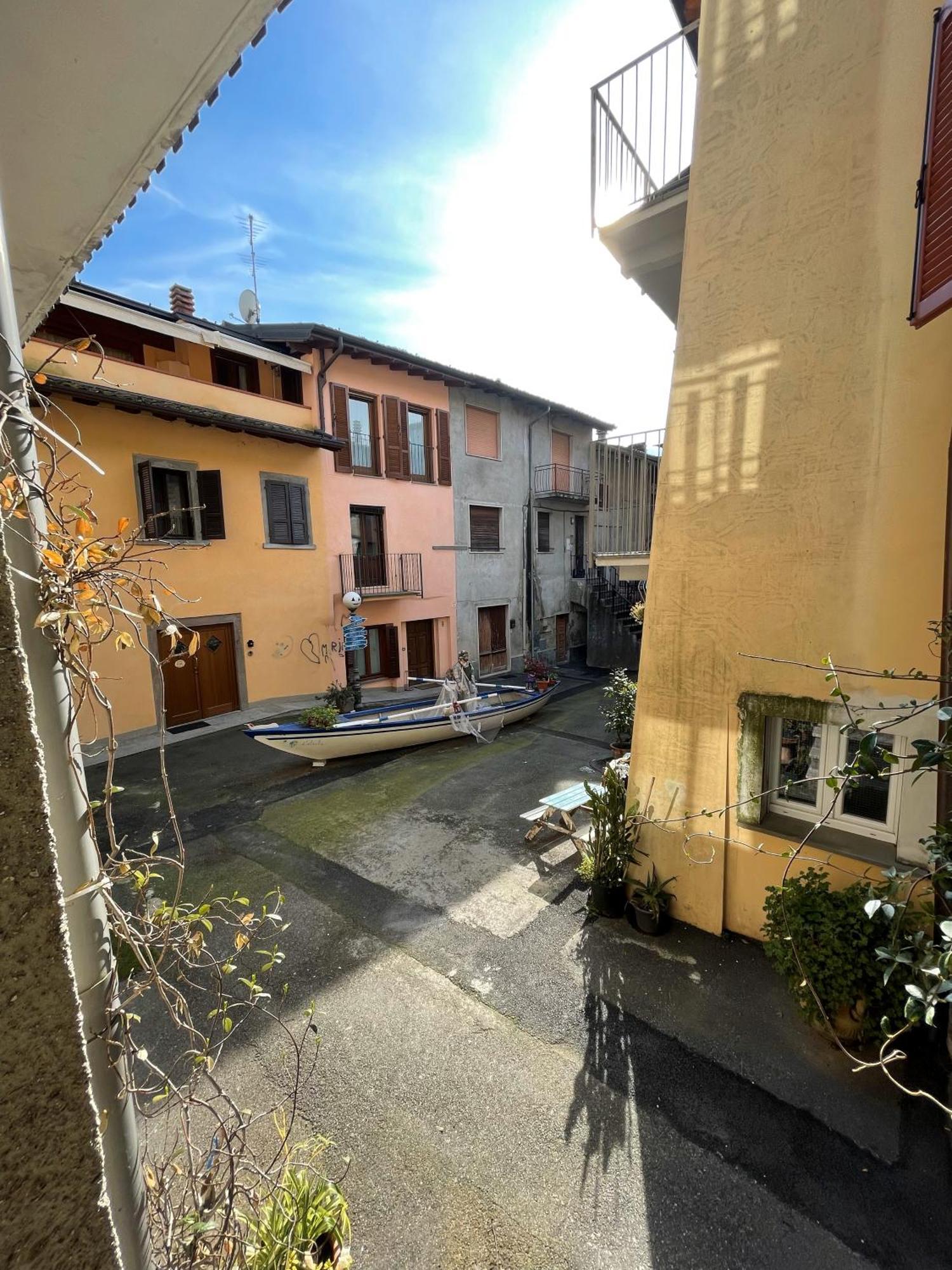 Casa Berlai, Bilocale Sul Lago Villa Pisogne Esterno foto